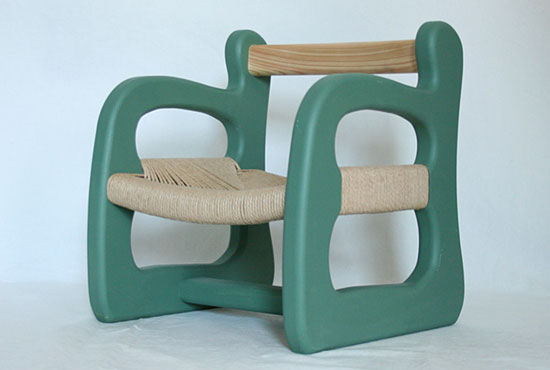 Child chair-グリーン（斜め）