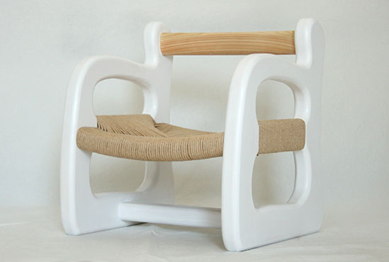 Child chair-ホワイト（斜め）